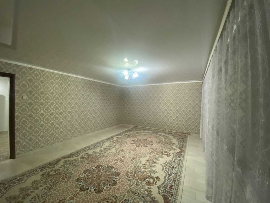 Продам  трех комнатную квартиру