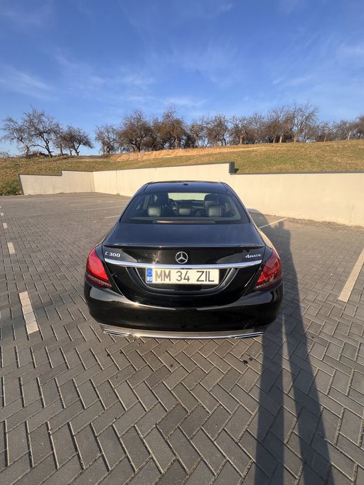 Mercedes-benz C300, 2019,4Matic, 9G-tronic