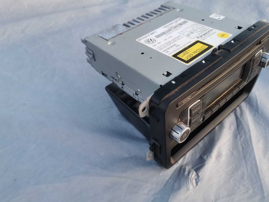 Vw оригинално радио RCD210mp3