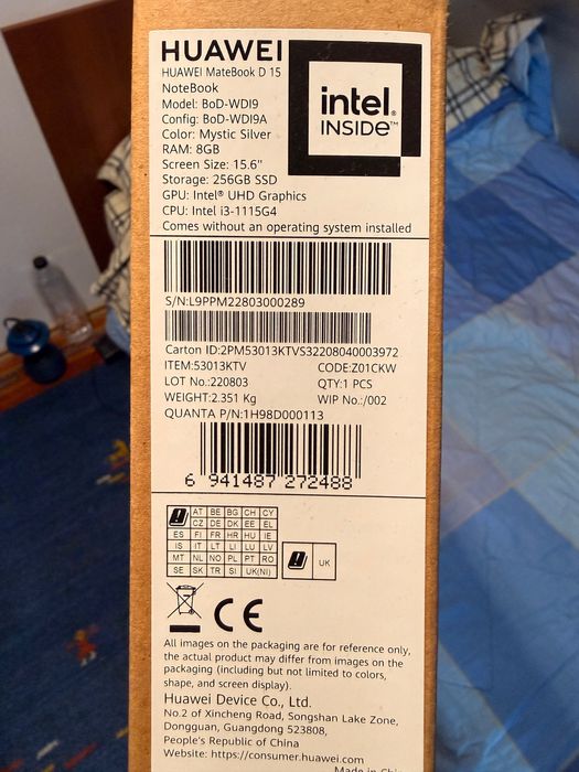 Huawei matebook D15 procesor i3  UHD 256gb ssd 8gb RAM