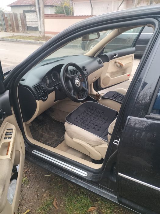 Vand volzvagan bora 1.6 in stare buna