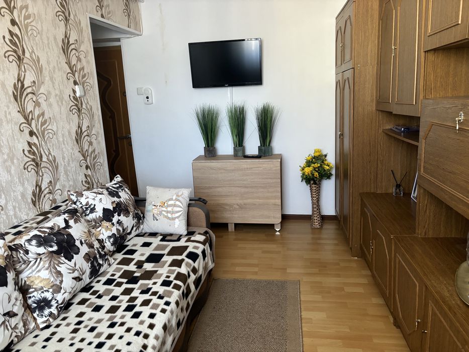 Închiriez garsonieră regim hotelier