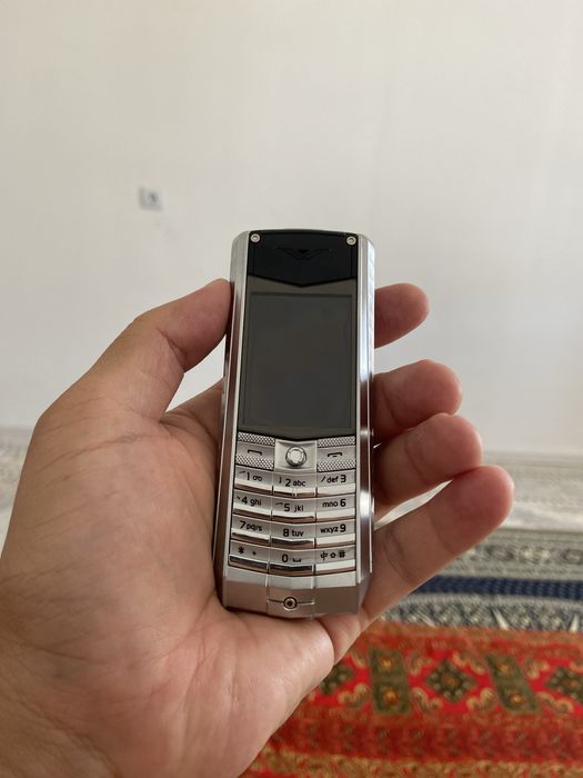 Vertu ascent x телефон