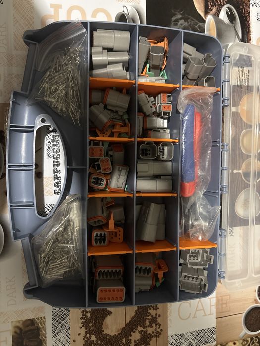 Продам контактный комплект