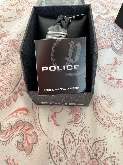 Кожена гривна -Police