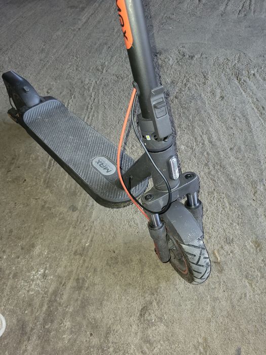 Vand trotineta xiaomi max 1200 lei negociabil