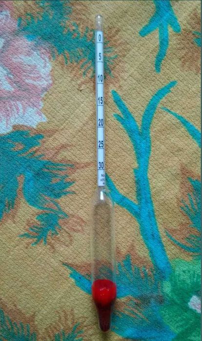 Професионален Спиртомер/Захаромер+стъклена колба. Вариант с термометър