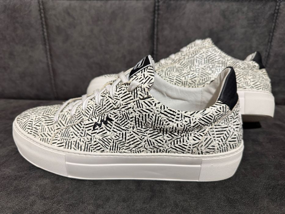 Floris van Bommel 85333 Sneakers.