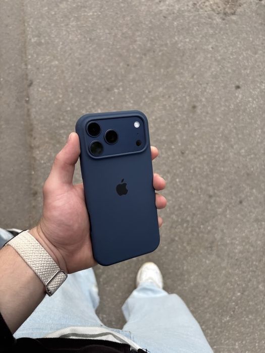17 Pro Max srochna sotiladi