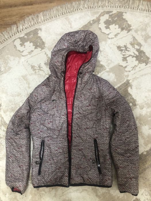 Продом куртку сезон осень-весна