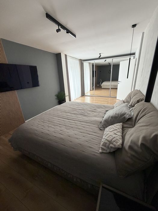 Vand Casa Single Tunari