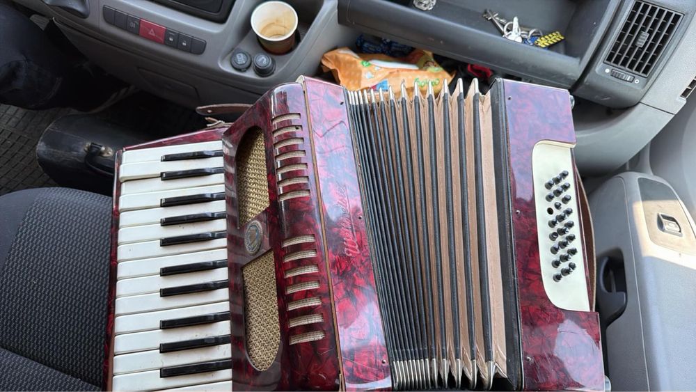 Акордеон weltmeister
