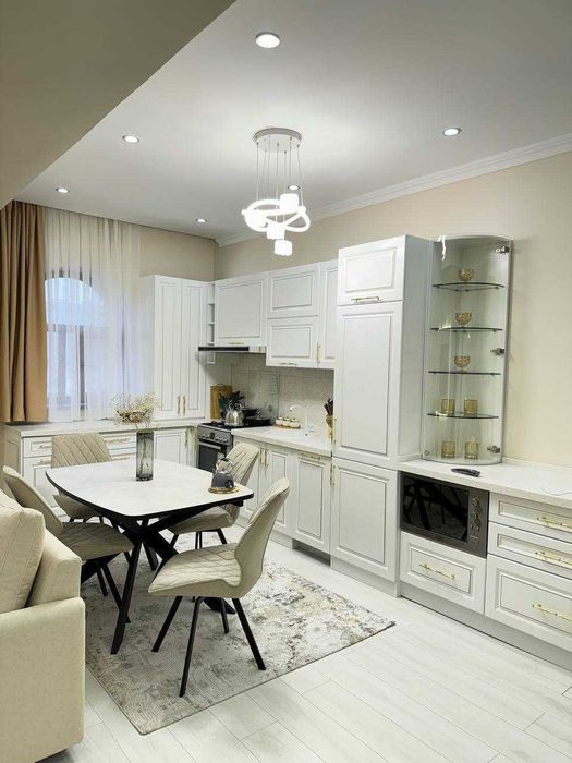 Продается укомплектованная  премиальная квартира на Нукуской. ЖК Орзу