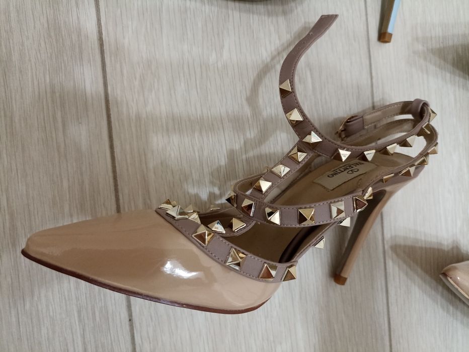 Женские туфли Valentino