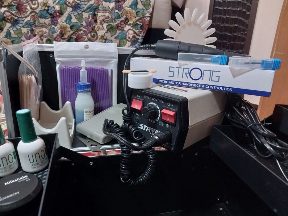 Продам маникюрный набор