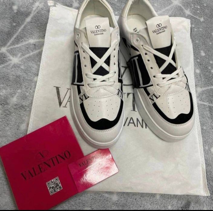 Adidași bărbați Valentino