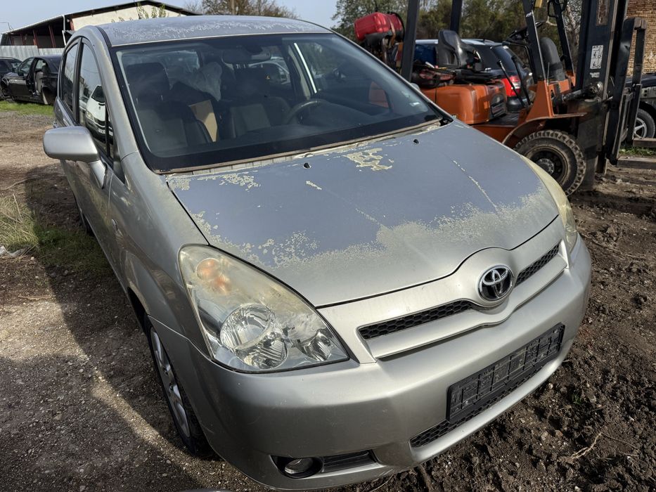 Toyota Corolla Verso 1.8 бензин – На части