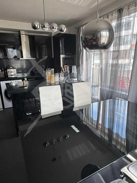Продава се Тристаен апартамент в София, Манастирски ливади - 118 кв.м за 2800 €/кв.м - Снимка #6