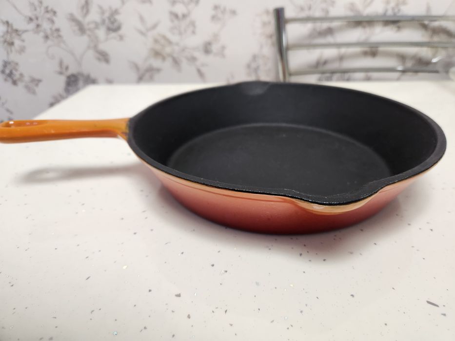 Cratiță fonta emailata