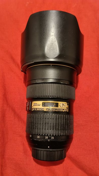 Aparate foto și obiective  Canon ,Nikon