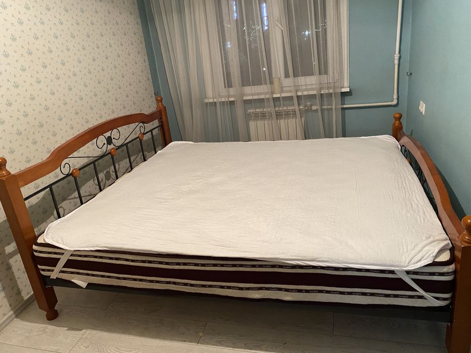 Кровать двуспальная продажа