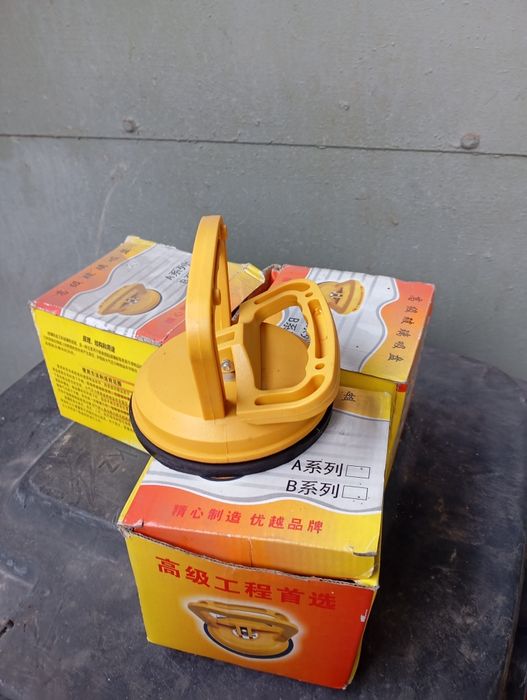 Присоски для стекол и кафеля