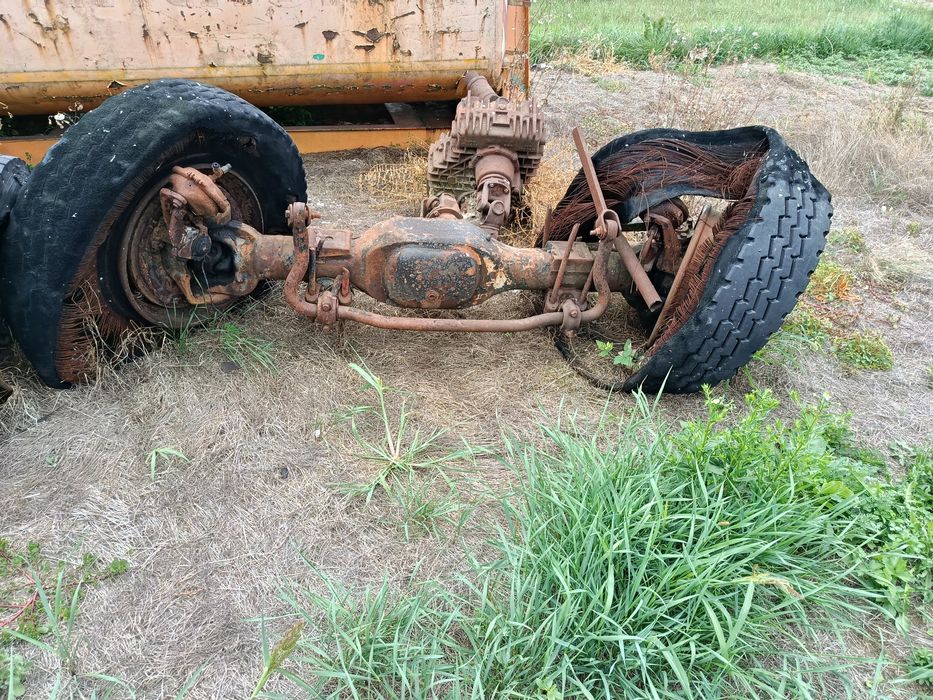 Axă față, spate camion MAN