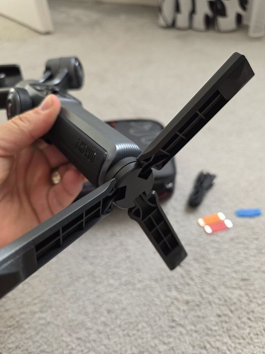 Zhiyun Tech Smooth 5 Combo Stabilizator Gimbal pentru Smartphone