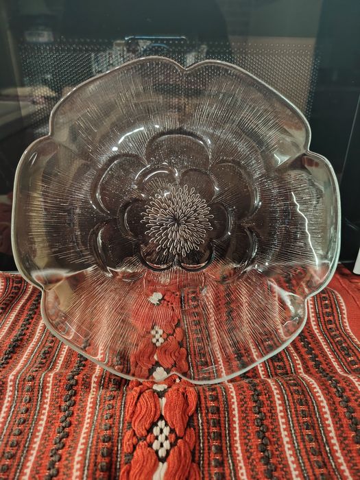 Разни битови чинии, битови купи