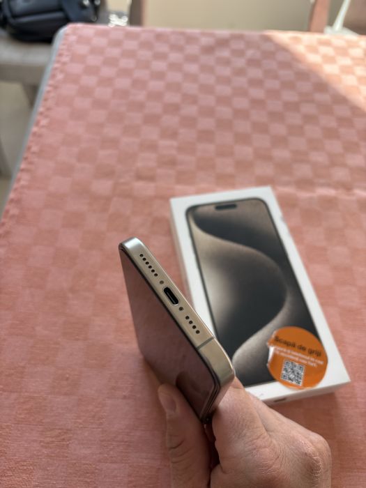 Vand iPhone 15 Pro Max 256 GB