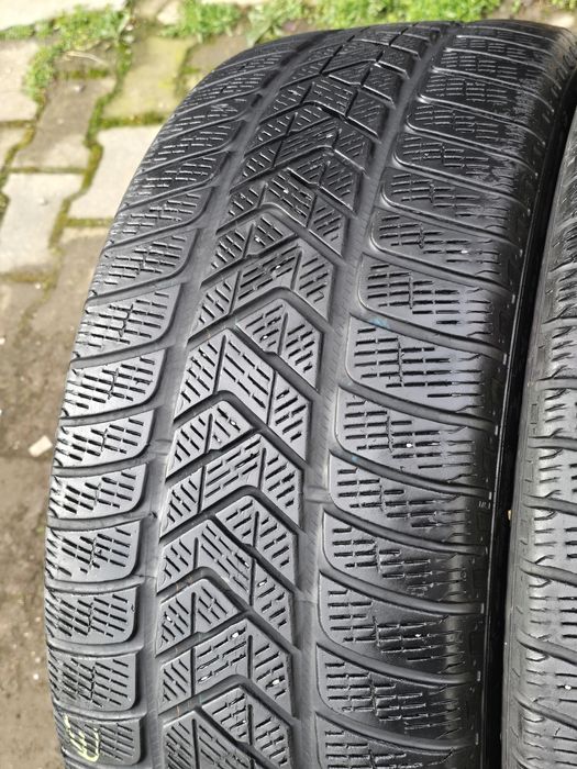 255 45 19 Pirelli