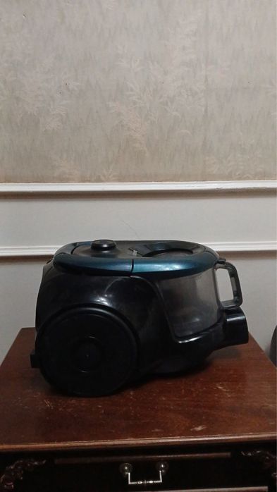 Пылесос Samsung VC33M2130LB