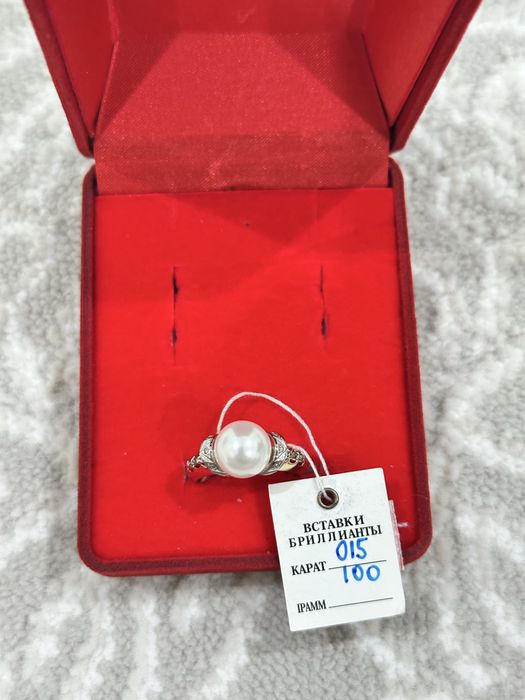 Продам бриллиантовый комплект