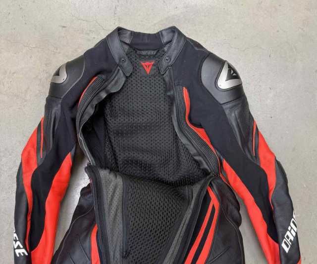 Кожен екип DAINESE ZHКожен екип DAINESE ZH260626  Размер: 50 / M260626  Размер: 50 / M