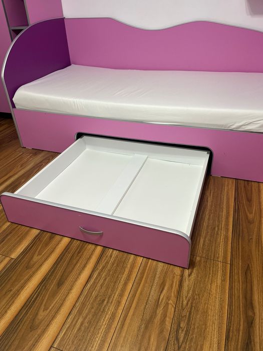 Mobila pentru camera fetitei