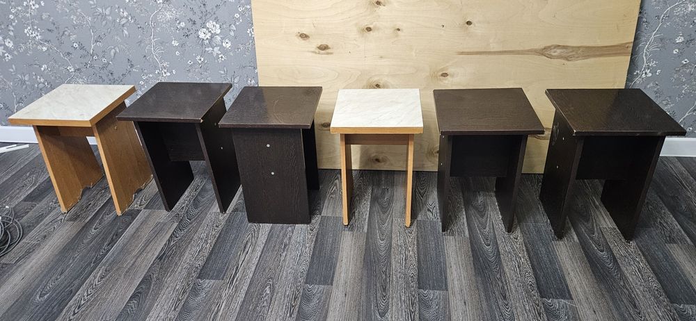 Табуретки разные