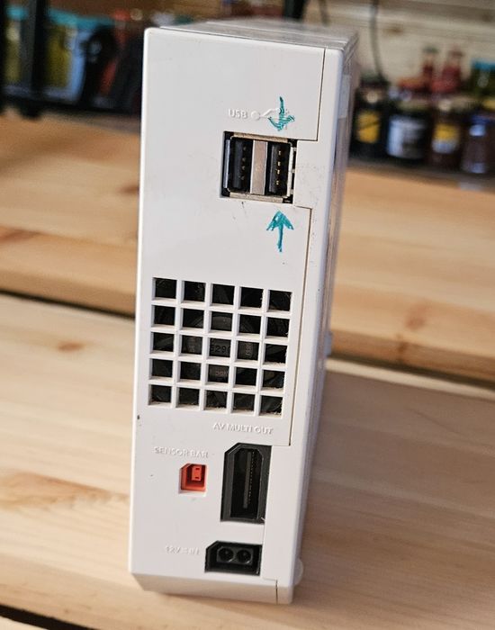 Consolă Nintendo Wii (modată)