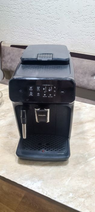 Продам кофемашину PHILIPS в идеальном состоянии.