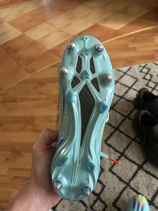 ghete de fotbal adidas