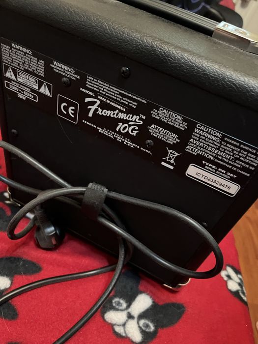 Chitara Electrica Fender Squier+amplificator