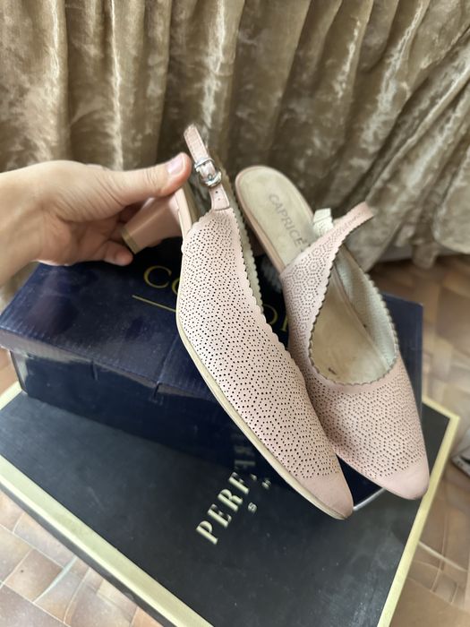 Босоножки caprice