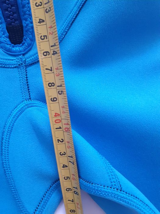 Неопренов костюм