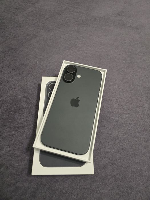 Vand/Schimb Iphone 17 nou/256gb