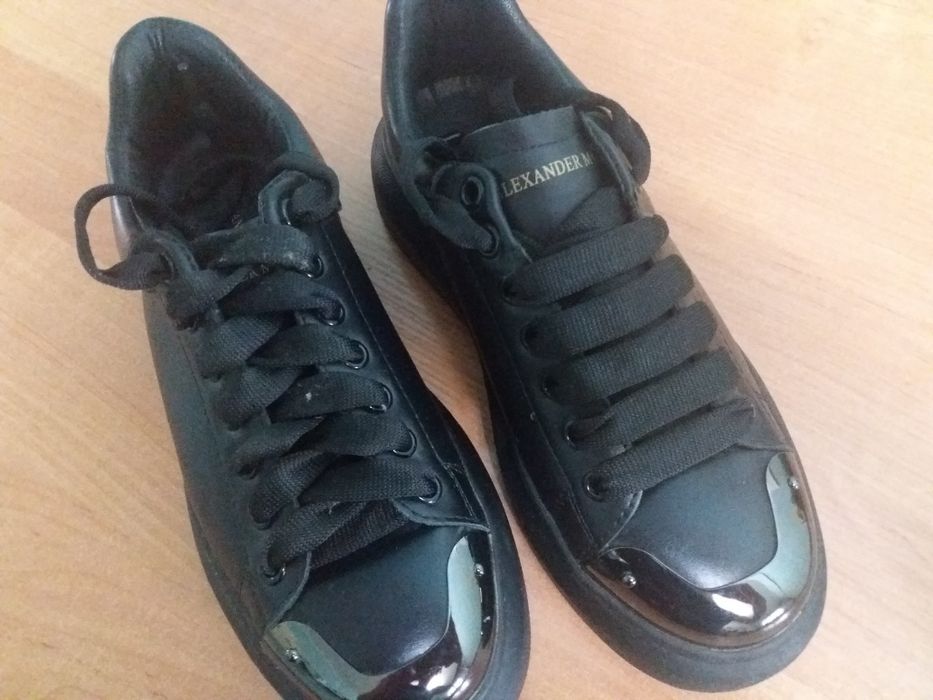 Продается женская обувь