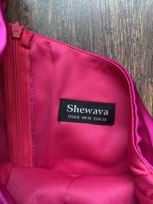 Rochie din satin superba roz noua cu eticheta