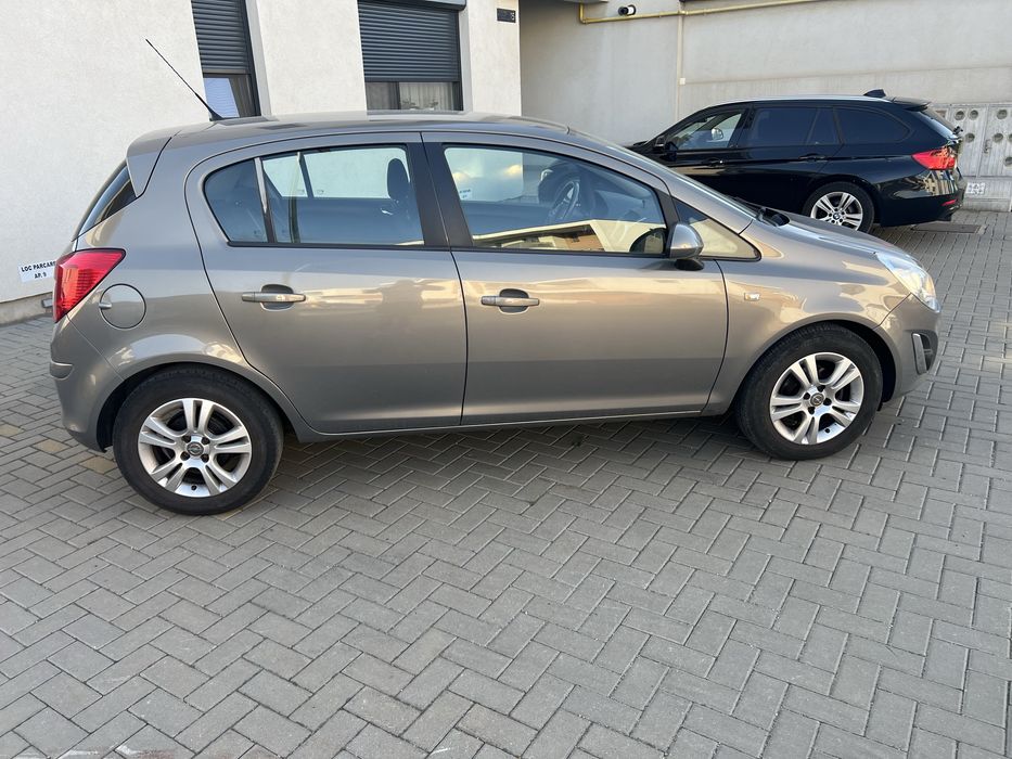 Opel corsa  Benzina