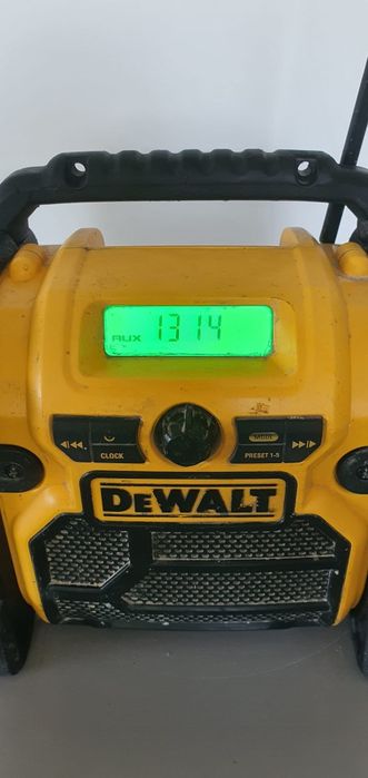 Vând boxă DeWalt DCR-019-QW