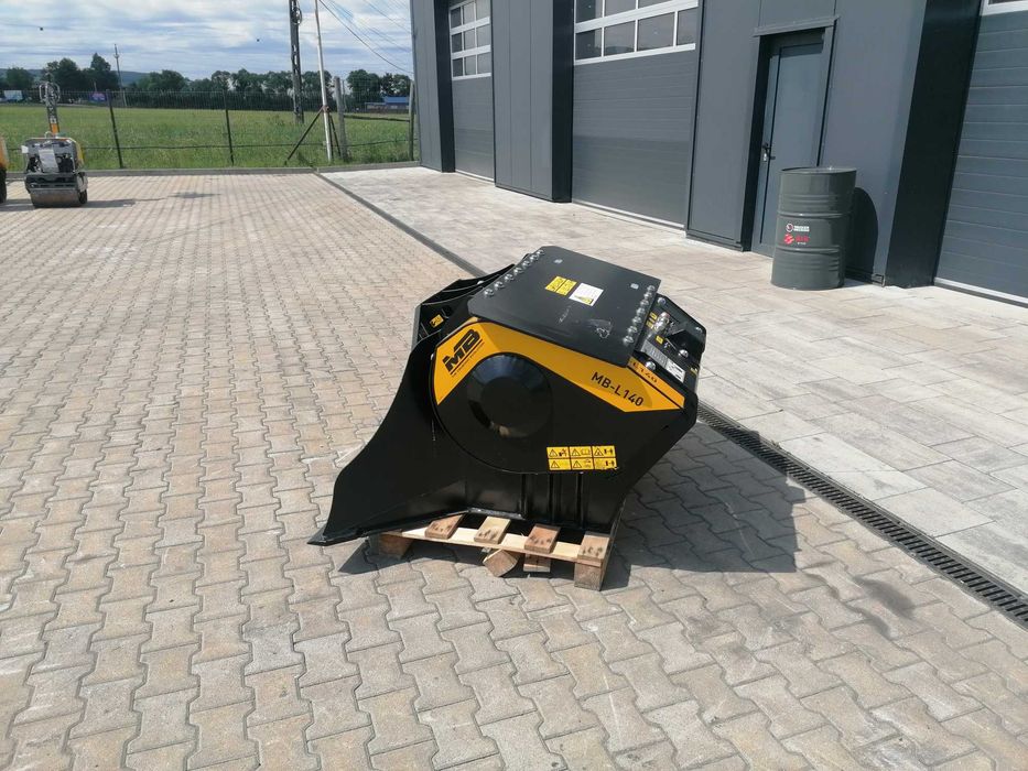Cupă concasare MB L140 – buldoexcavatoare și încărcătoare