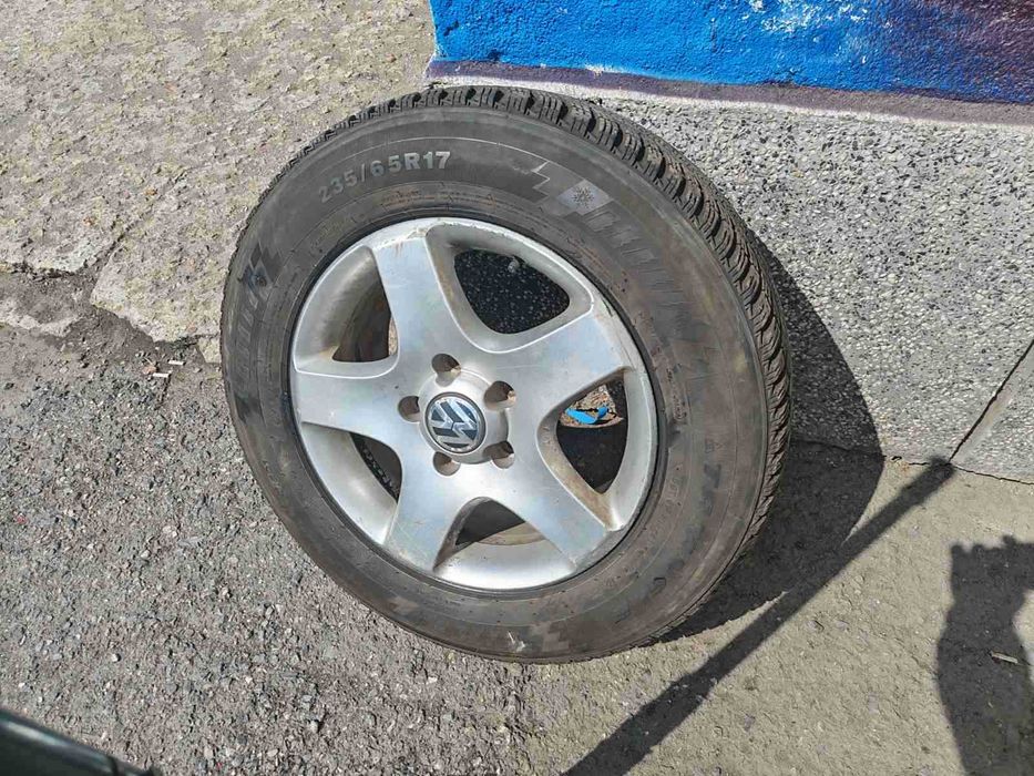 Джанти с гуми  17'' 5х130