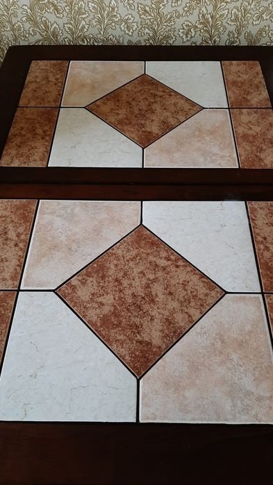 Продам кухонный стол